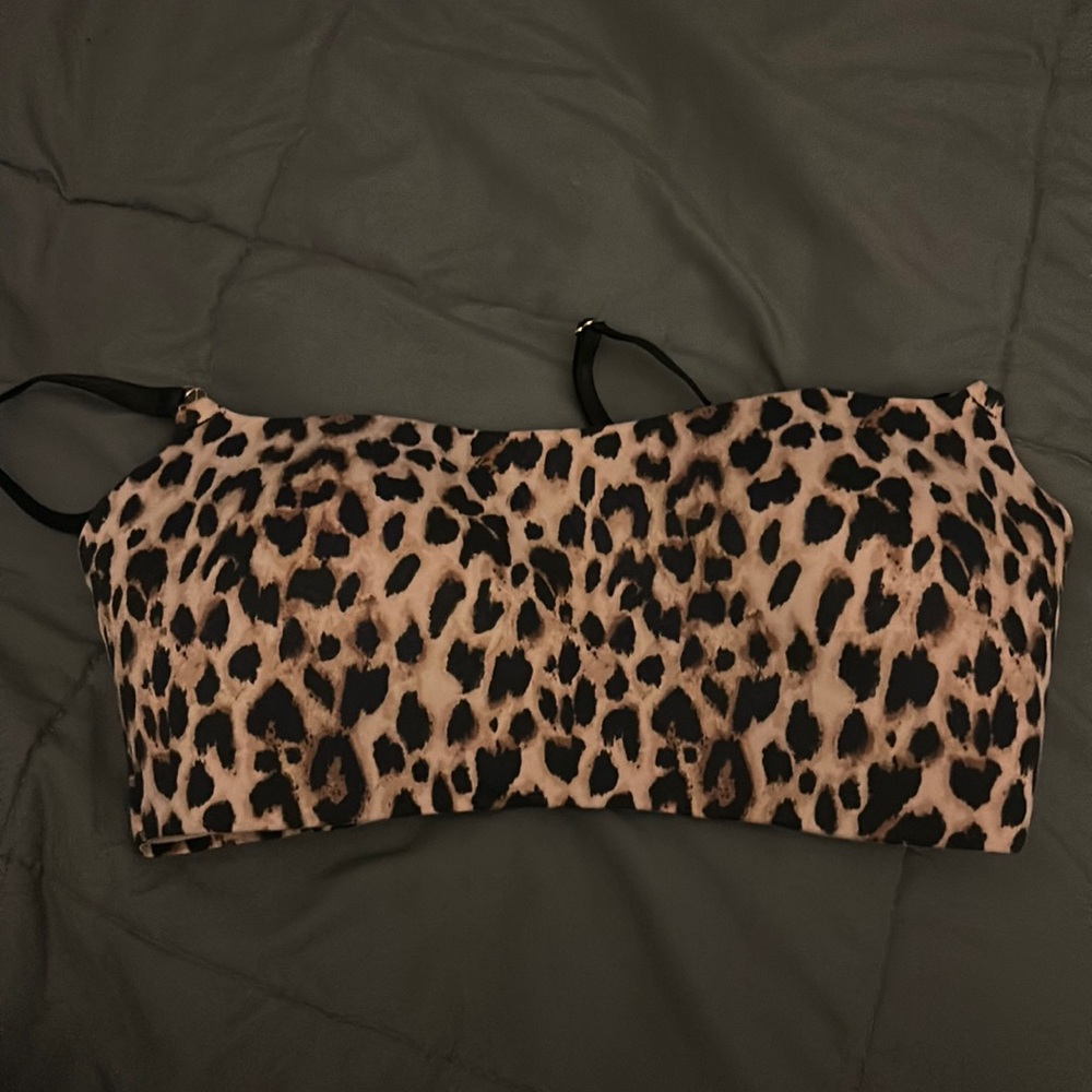 Victoria’s Secret s-DD bra